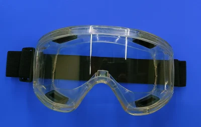 Occhiali di sicurezza con lenti in PVC e PC